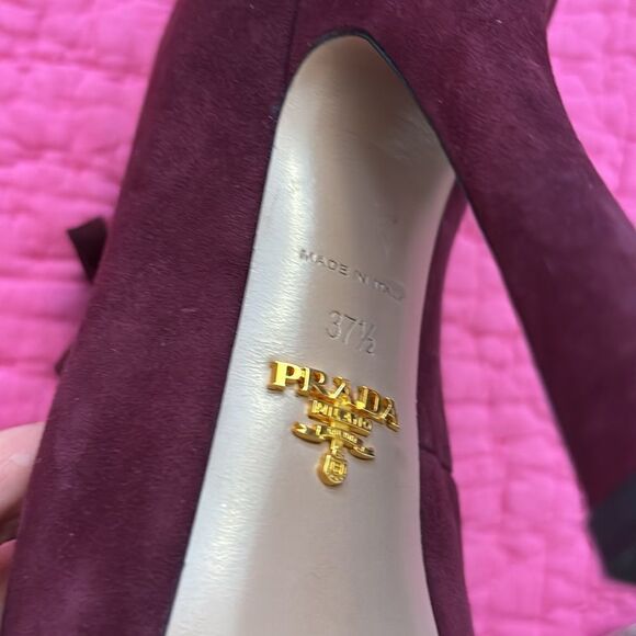 PRADA Elegant Burgundy  suede lace up High Heels booties, US7 - Picture 9 of 10